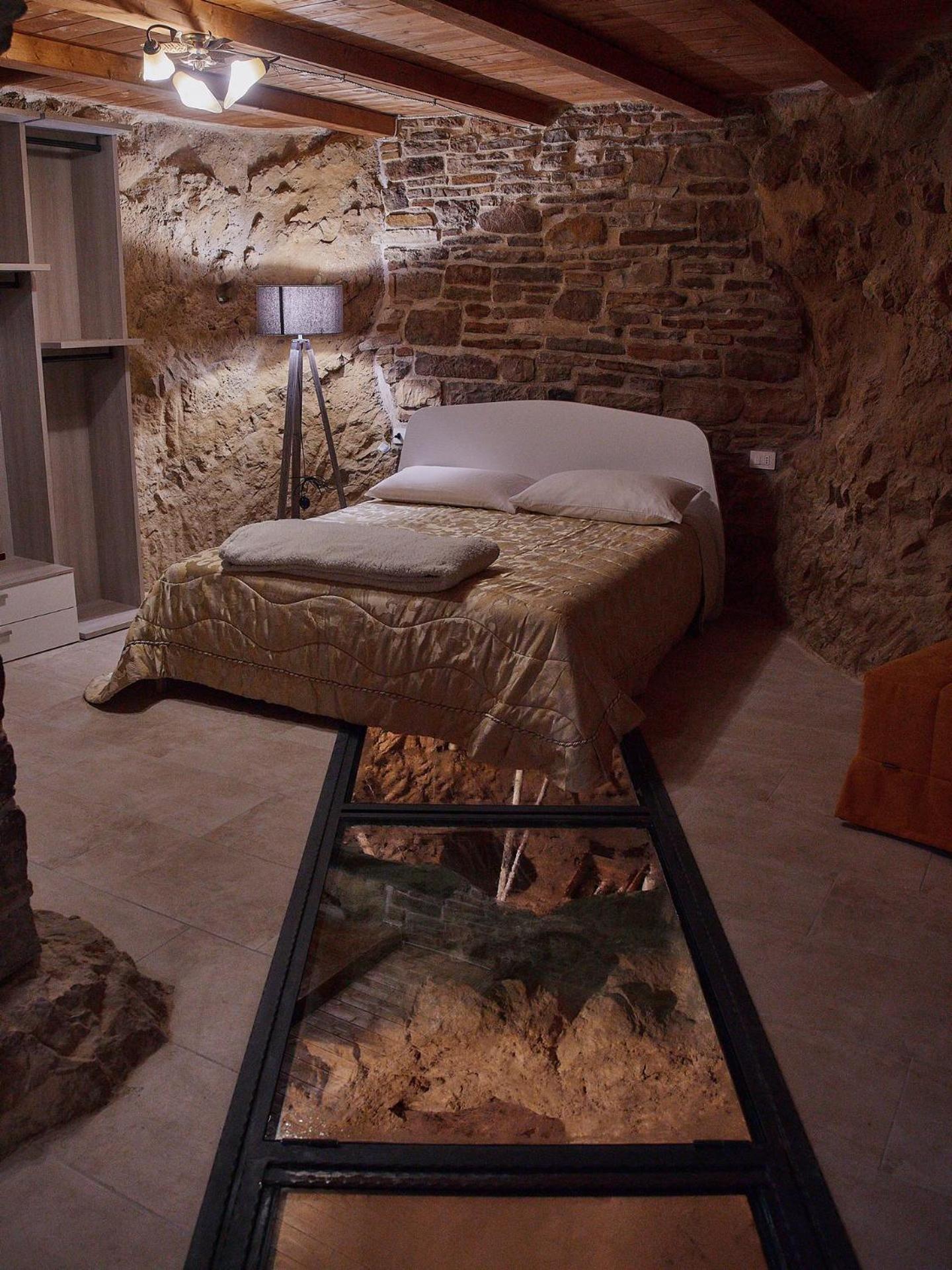 לינה וארוחת בוקר Pietra Montecorvino Il Cortiletto Del Borgo מראה חיצוני תמונה