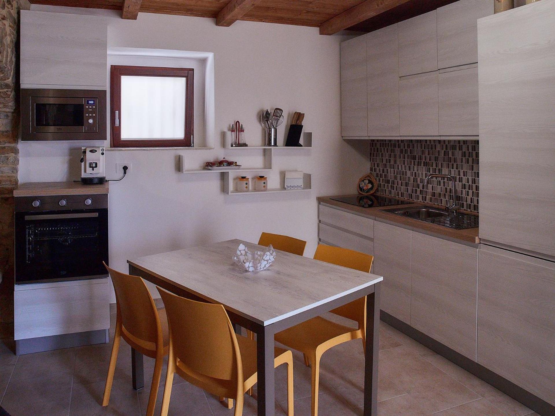לינה וארוחת בוקר Pietra Montecorvino Il Cortiletto Del Borgo מראה חיצוני תמונה